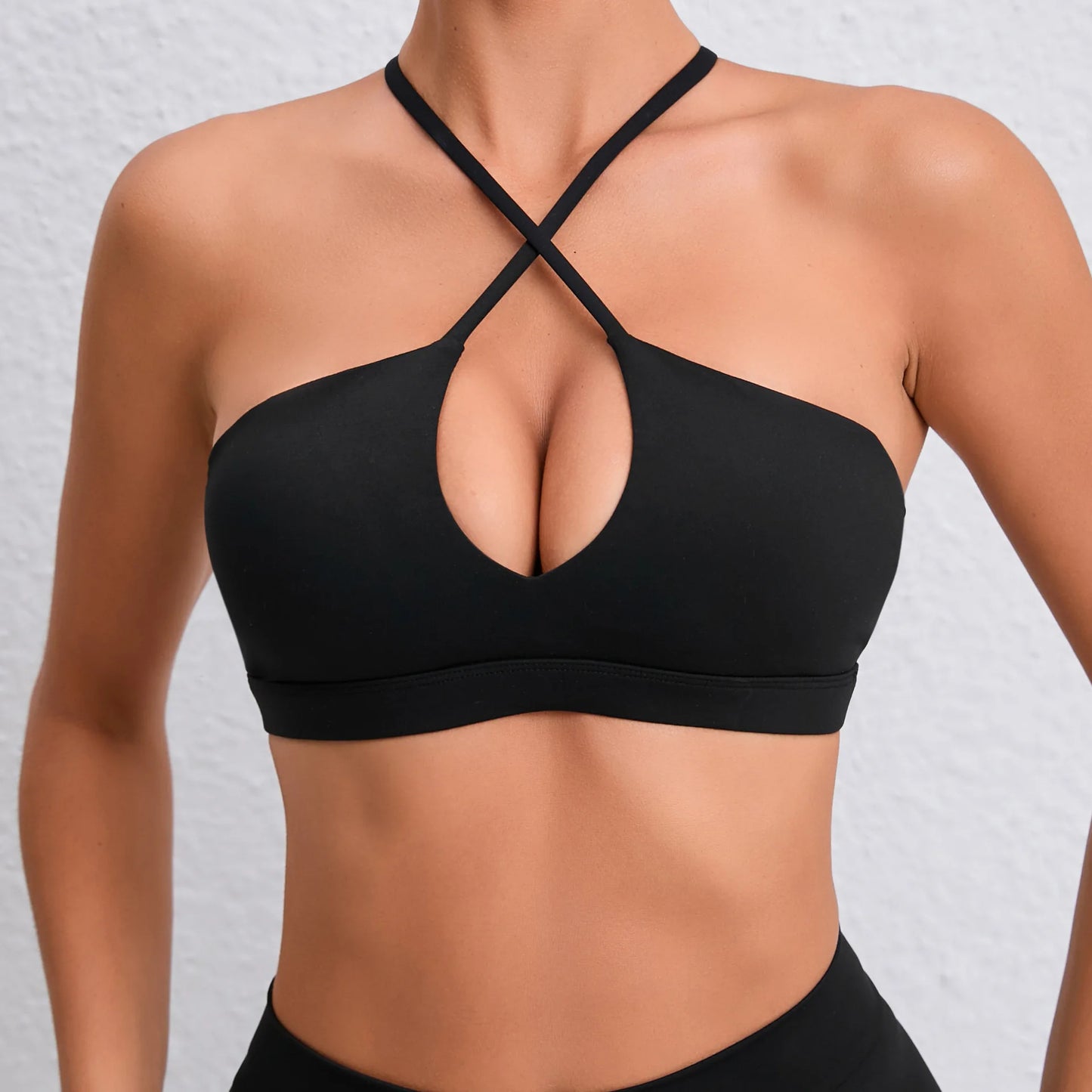 High-Performance Sports Bra – Quick-Dry Crossover Fit | CTENKEVET A05